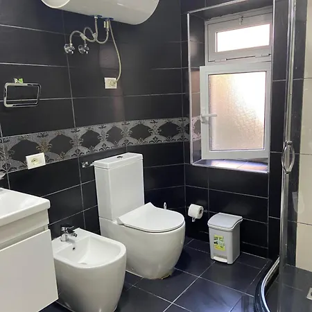 Апартаменты Comfy In Blloku Zone 1 Тирана