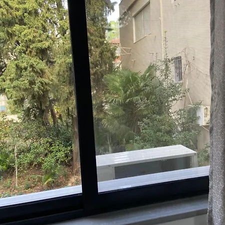 Comfy In Blloku Zone 1 Tirana